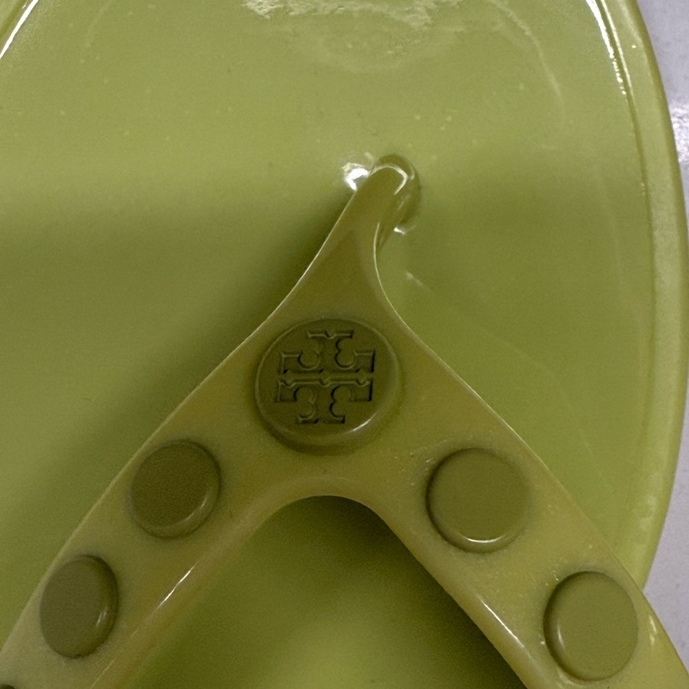 Tory Burch Lime Green Flip Flops Size 5 “ Worn twice, Like New” - Picture 5 of 6